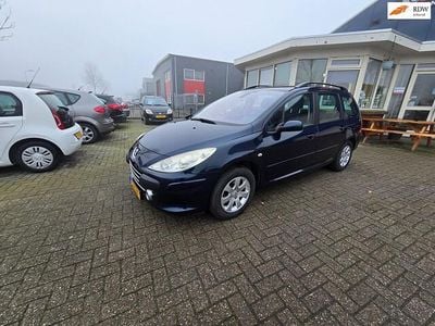 Blauw Gebruikt 2008 Peugeot 307 Premium Stationwagen | € 3.250 (Eerlijke prijs)