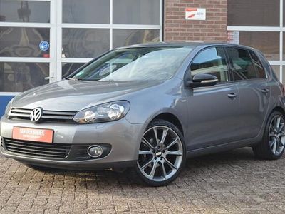 Grijs (metallic) Occasion 2012 VW Golf VII Highline Hatchback | € 6.450 (Eerlijke prijs)