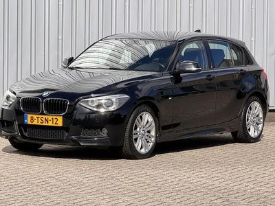 Zwart Gebruikt 2014 BMW 116 Executive Hatchback | € 7.199 (Eerlijke prijs)
