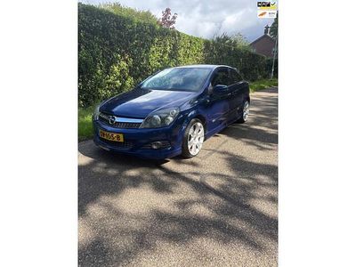 Opel Astra GTC