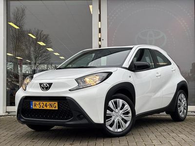 Wit Gebruikt 2022 Toyota Aygo X Play SUV | € 15.749 (Goede deal)