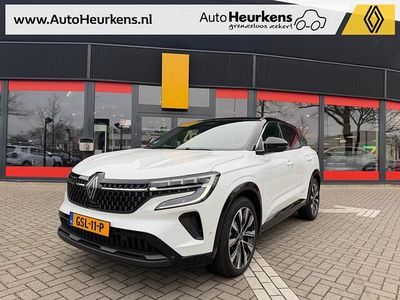 Blanc nacré /noir étoilé (licht wit) Occasion 2024 Renault Austral Techno SUV | € 34.945 (Eerlijke prijs)