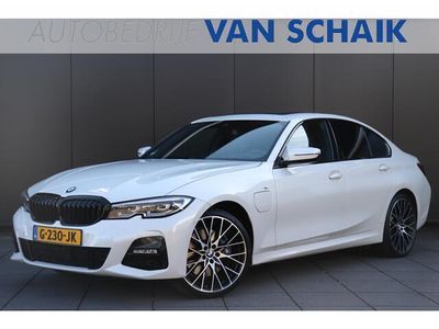 tweedehands BMW 330e 3-SERIEeDrive Edition | NL AUTO | M SPORT | HEAD-UP | LEDER | SCHUIFDAK | STOELVERWARMING | CAMERA |