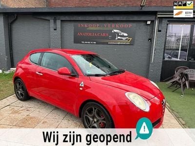 Rood Gebruikt 2008 Alfa Romeo MiTo Hatchback | € 1.190 (Super prijs)
