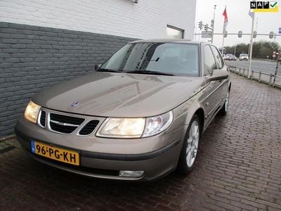 Grijs (metallic) Gebruikt 2004 Saab 9-5 Linear Sedan | € 4.950 (Eerlijke prijs)