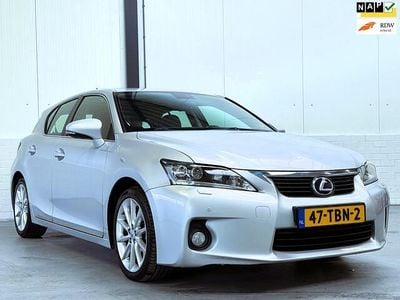 Lexus CT200h