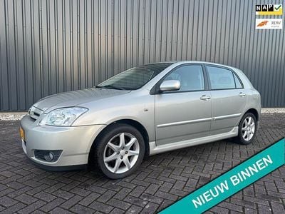 Grijs Gebruikt 2005 Toyota Corolla Hatchback | € 5.899 (Iets duurder)
