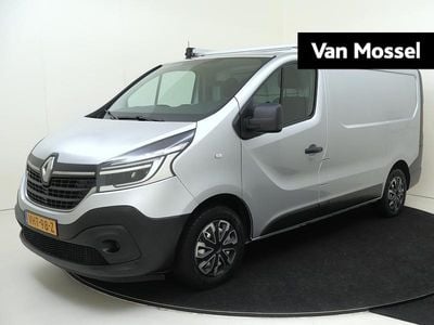 Gris platine Occasion 2020 Renault Trafic Komfort MPV | € 16.940 (Goede deal)