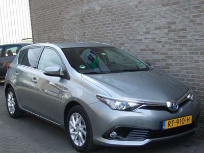 Toyota Auris Hybrid