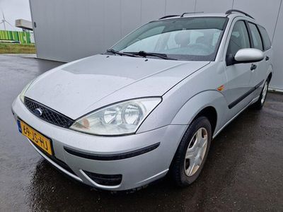 tweedehands Ford Focus Wagon 1.6-16V Cool Edition