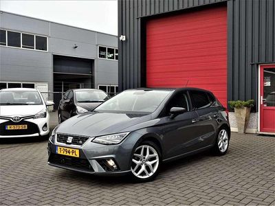 Grijs, metallic lak Occasion 2017 Seat Ibiza Business Hatchback | € 13.499 (Iets duurder)
