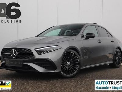 Grijs, metallic lak Occasion 2023 Mercedes A180 AMG line Sedan | € 37.900 (Duur)