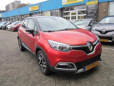 Rood Gebruikt 2015 Renault Captur SUV | € 9.950 (Eerlijke prijs)