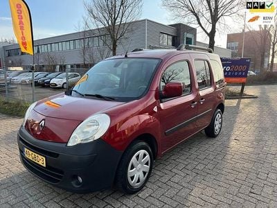 Occasion Renault Kangoo Expression 106 PK (77 kW) 2008 Rood MPV