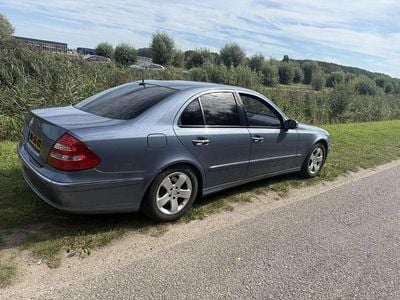 Mercedes E320