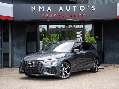 Grijs Occasion 2020 Audi A3 Sportback Advanced Hatchback | € 28.750 (Duur)