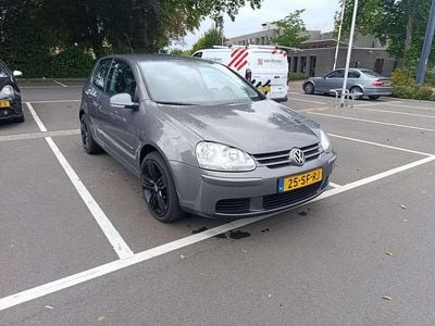 VW Golf V