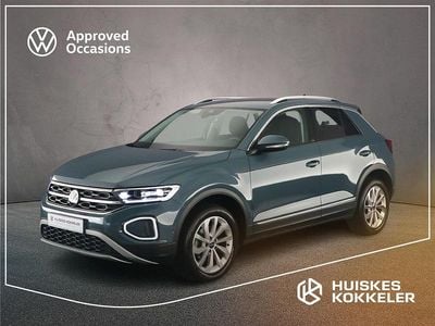 Blauw Gebruikt 2024 VW T-Roc Style SUV | € 34.400 (Eerlijke prijs)