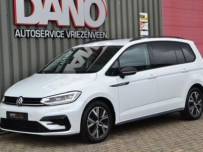 Wit Gebruikt 2020 VW Touran Highline MPV | € 27.950 (Eerlijke prijs)