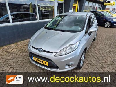 tweedehands Ford Fiesta 1.25 Titanium/5DEURS/AIRCO/TREKHAAK