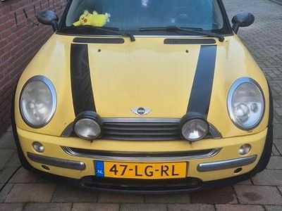Occasion 2003 Mini ONE Hatchback | € 1.200 (Eerlijke prijs)