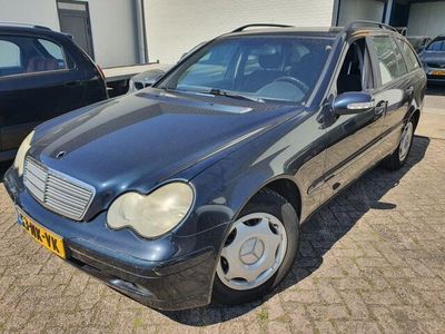 Mercedes C180
