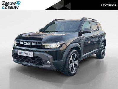 Noir nacre (donker zwart) Occasion 2025 Dacia Duster Journey SUV | € 27.940 (Eerlijke prijs)