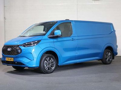 Blauw (metallic) Gebruikt 2025 Ford E-Transit Limited Van | € 44.950