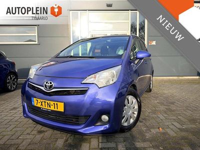 Blauw Occasion 2011 Toyota Verso-S Comfort MPV | € 4.595 (Iets duurder)