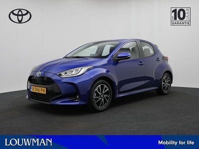Blauw Occasion 2024 Toyota Yaris Hybrid Hatchback | € 24.980 (Eerlijke prijs)