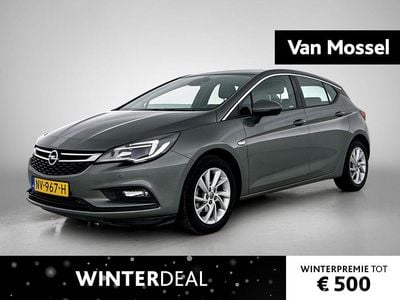 Grijs Occasion 2017 Opel Astra Innovation Hatchback | € 13.440 (Eerlijke prijs)