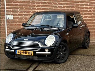 Zwart Gebruikt 2002 Mini Cooper Chili Hatchback | € 1.950 (Eerlijke prijs)