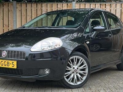 Occasion Fiat Grande Punto 77 PK (56 kW) 2008 Zwart Hatchback