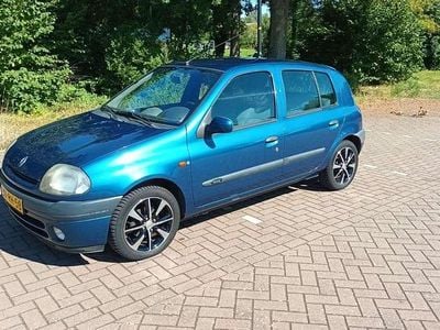 Renault Clio II