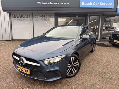 Occasion Mercedes A180 Business 136 PK (100 kW) 2021 Blauw Hatchback