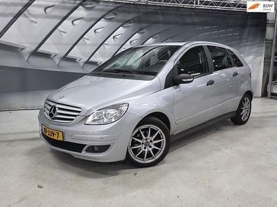 Grijs Gebruikt 2007 Mercedes B200 MPV | € 2.999 (Super prijs)