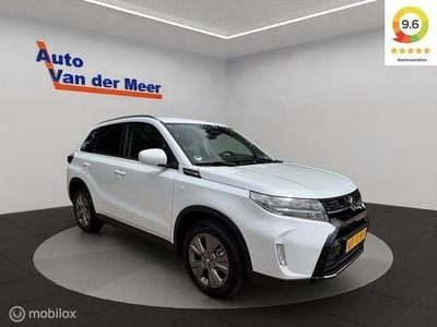 Wit Occasion 2025 Suzuki Vitara Style SUV | € 27.940 (Goede deal)