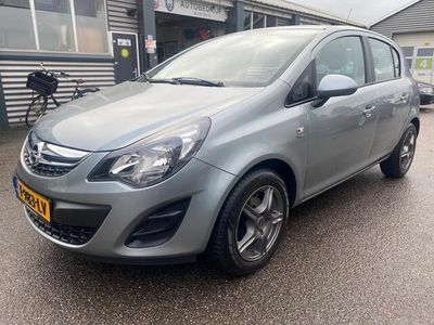 tweedehands Opel Corsa 1.4-16V Design Edition 2014 Cruise control