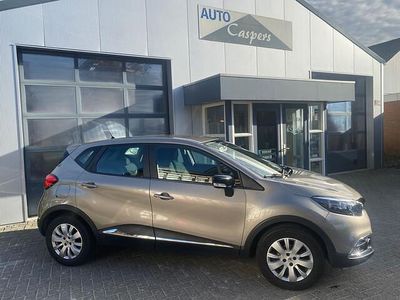 Bruin Gebruikt 2015 Renault Captur Expression SUV | € 9.950 (Eerlijke prijs)