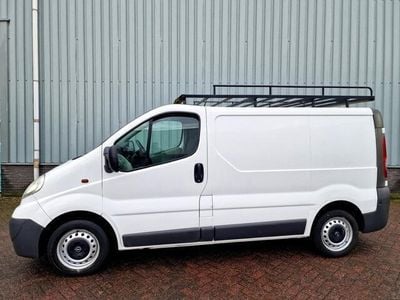 Wit Gebruikt 2008 Opel Vivaro MPV | € 4.795 (Duur)