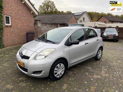 tweedehands Toyota Yaris 1.0 VVTi Acces 5 deurs airco 92743 km orginal nederlands n.a.p