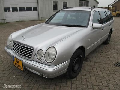 tweedehands Mercedes 320 E-KLASSE CombiAvantgarde 4-Matic