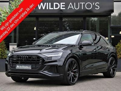 Zwart (metallic) Gebruikt 2022 Audi Q8 S-Line SUV | € 81.900 (Eerlijke prijs)