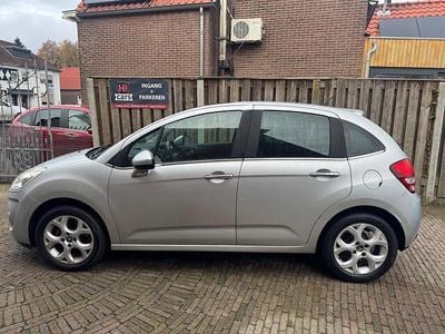 Grijs (metallic) Gebruikt 2012 Citroën C3 SELECTION Hatchback | € 3.950 (Eerlijke prijs)
