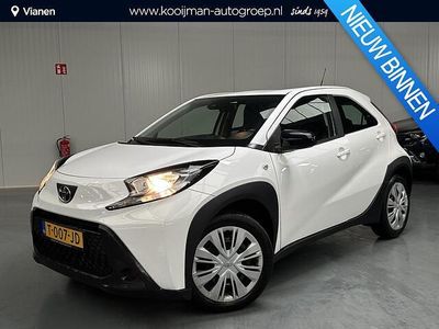 (040) Occasion 2023 Toyota Aygo X Play SUV | € 17.950 (Eerlijke prijs)