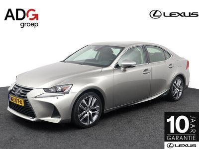 Lexus IS300h