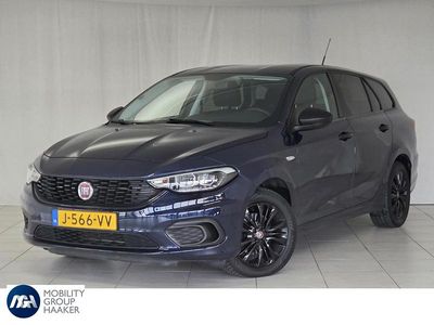Blauw Occasion 2020 Fiat Tipo Street Stationwagen | € 11.900 (Iets duurder)