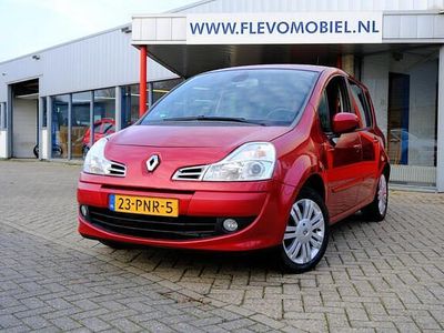 Rood Occasion 2011 Renault Grand Modus Exception MPV | € 4.250 (Eerlijke prijs)