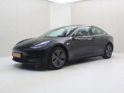 Zwart Gebruikt 2020 Tesla Model 3 Standard Range Sedan | € 20.900 (Eerlijke prijs)