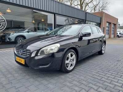 Zwart Occasion 2011 Volvo V60 Momentum Stationwagen | € 6.999 (Eerlijke prijs)